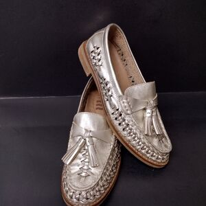 - Sperry Seaport Penny Plush Wave Woven Leather Tassel Loafer